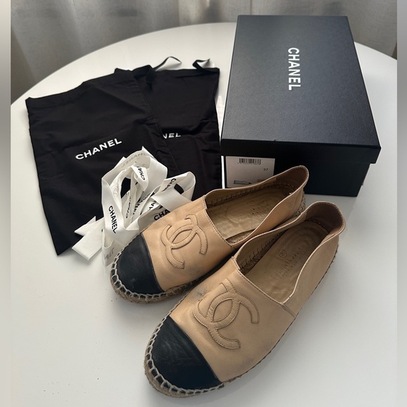 CHANEL Espadrilles Lambskin Beige & Black - Size 37 - Picture 1 of 7